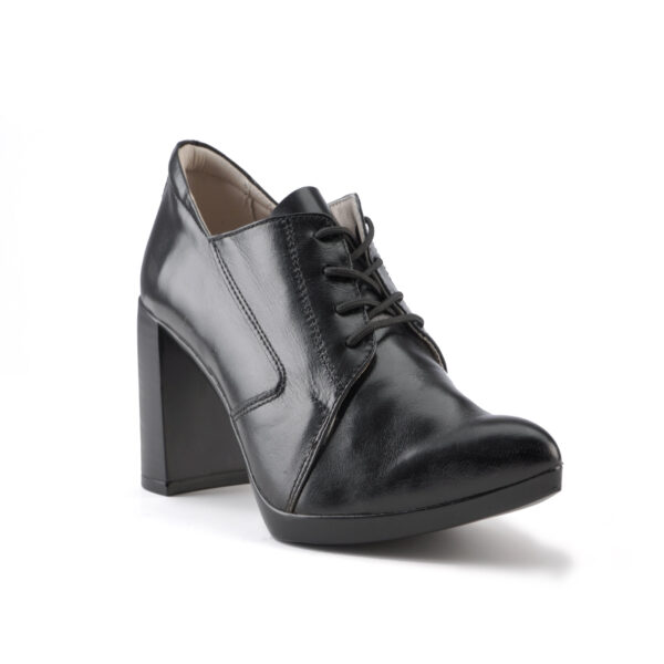 TACONES